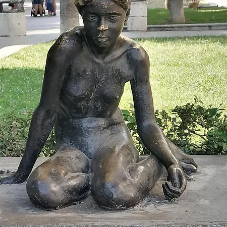 оазис 2 във Daire *