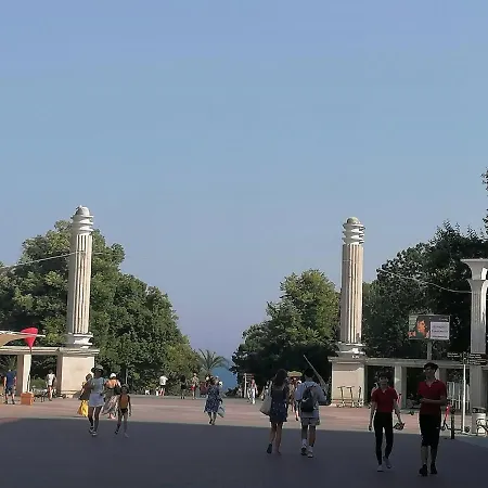 оазис 2 във 바르나